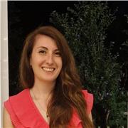 Laureata in Lingue e appassionata di materie scientifiche, offro aiuto per i tuoi compiti dalle elementari alle superiori!